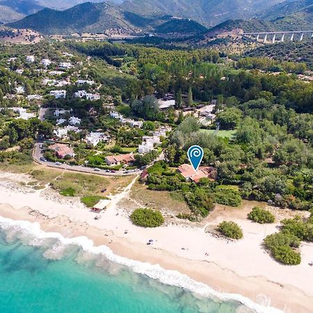 Villa Turchese - Exclusive Dimora On The Beach Geremèas Extérieur photo